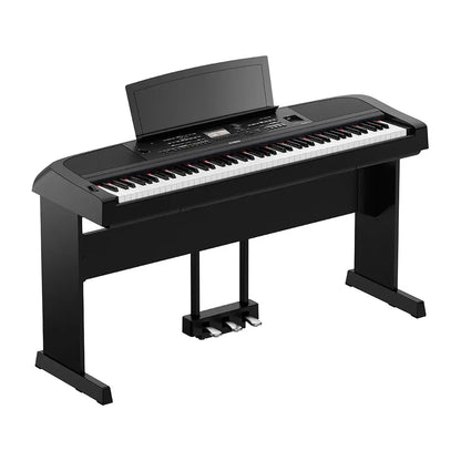 Yamaha DGX-670 Digital Piano